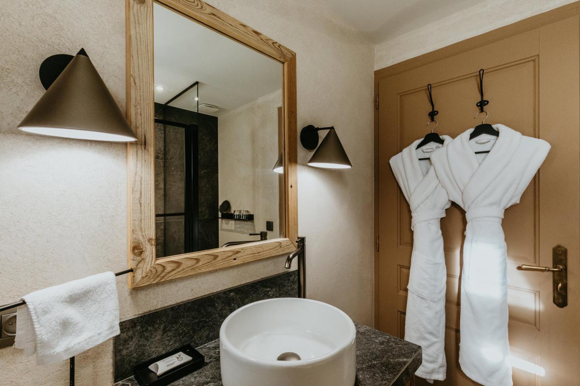 Hotel Restaurant La Ferme De Cupelin Сен-Жерве-Ле-Бэн Экстерьер фото