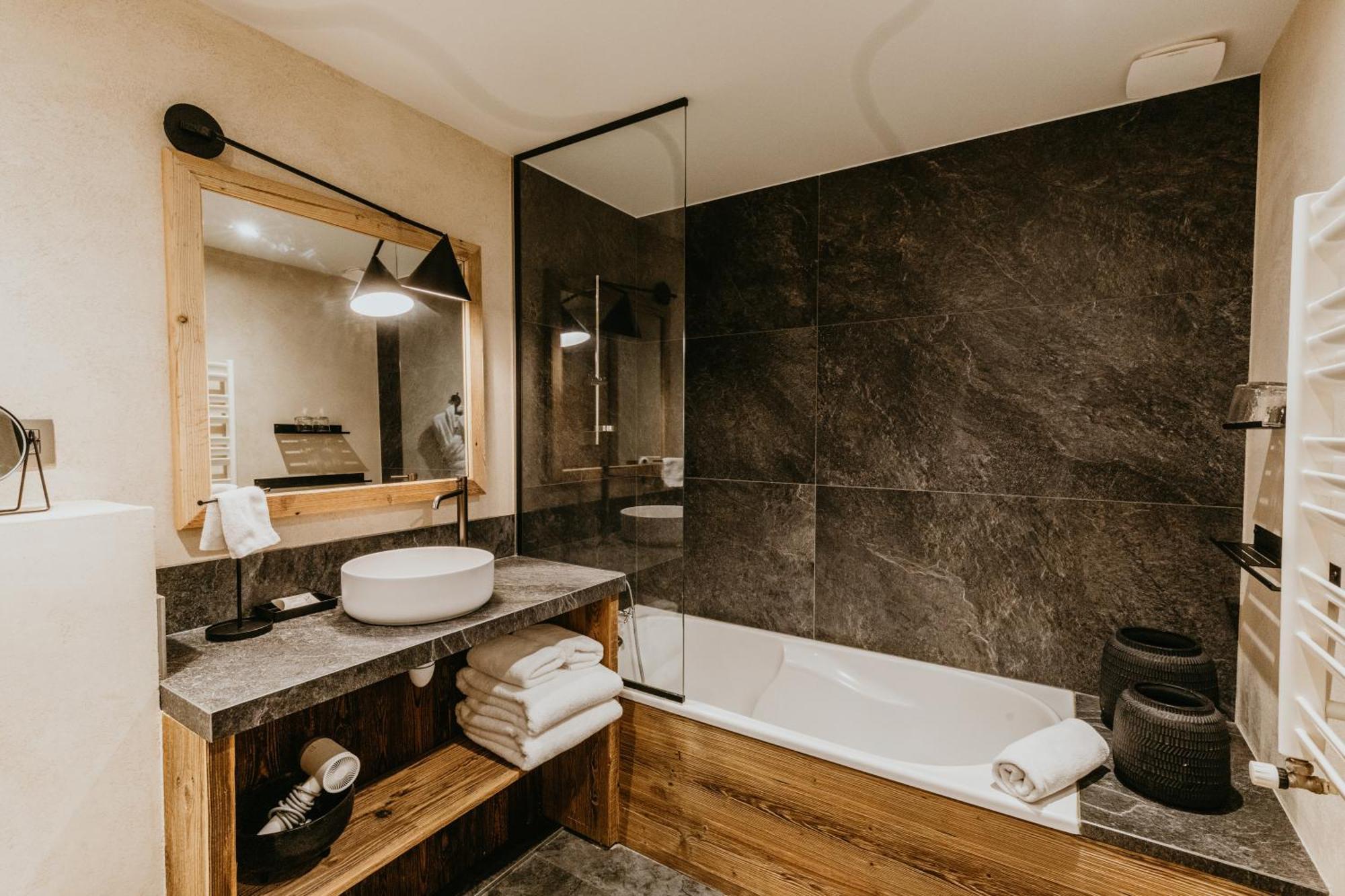 Hotel Restaurant La Ferme De Cupelin Сен-Жерве-Ле-Бэн Экстерьер фото